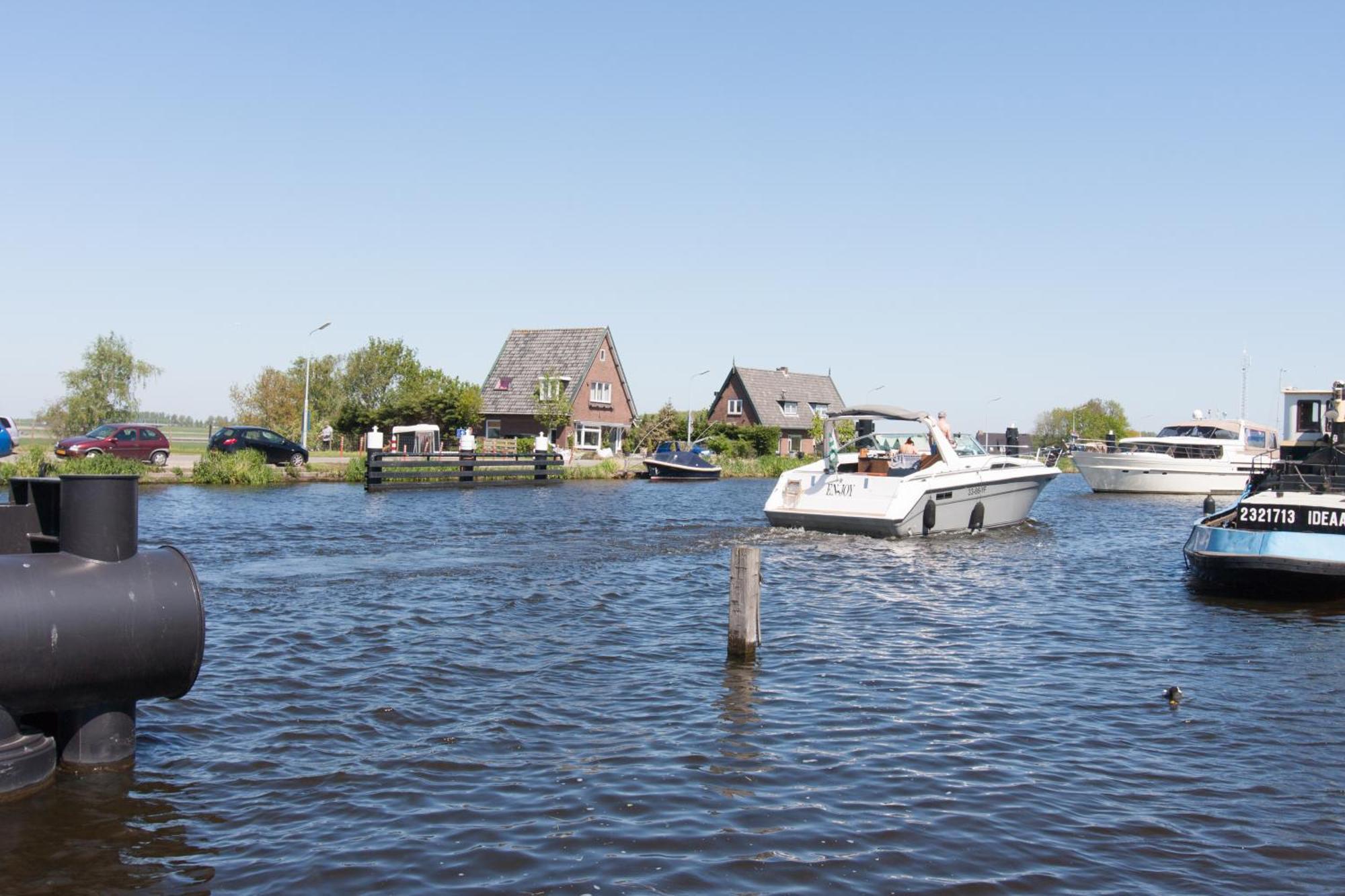 Chill-Out Lägenhet Nieuwe Wetering Exteriör bild